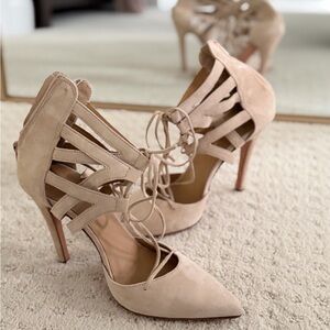 Mercanti Fiorentini Nude Lace-Up Heels